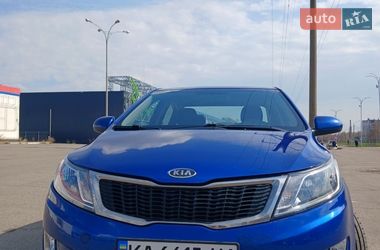 Седан Kia Rio 2013 в Чернигове