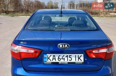 Седан Kia Rio 2013 в Чернигове