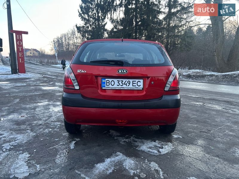 Хетчбек Kia Rio 2009 в Тернополі