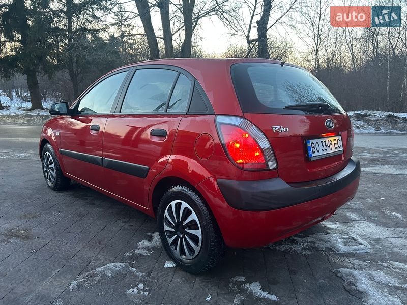 Хетчбек Kia Rio 2009 в Тернополі