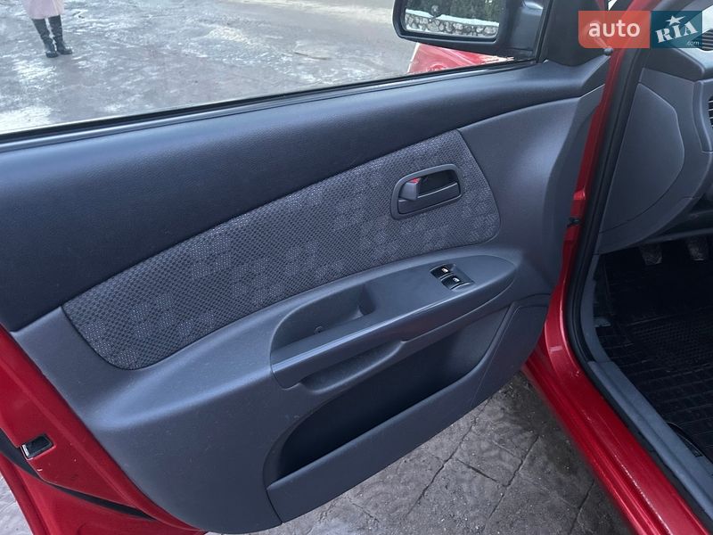 Хетчбек Kia Rio 2009 в Тернополі