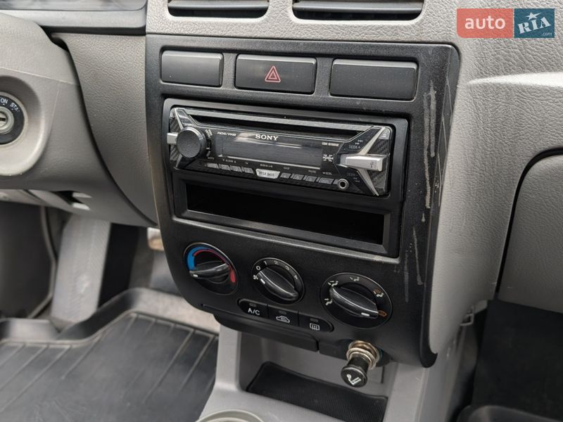 Седан Kia Rio 2004 в Шепетівці фото 7 Седан Kia Rio 2004 в Шепетівці