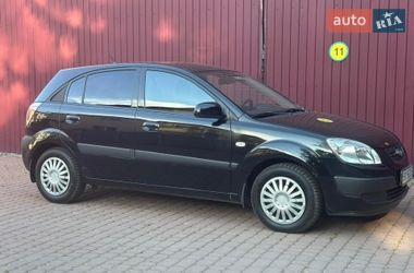 Хэтчбек Kia Rio 2008 в Львове