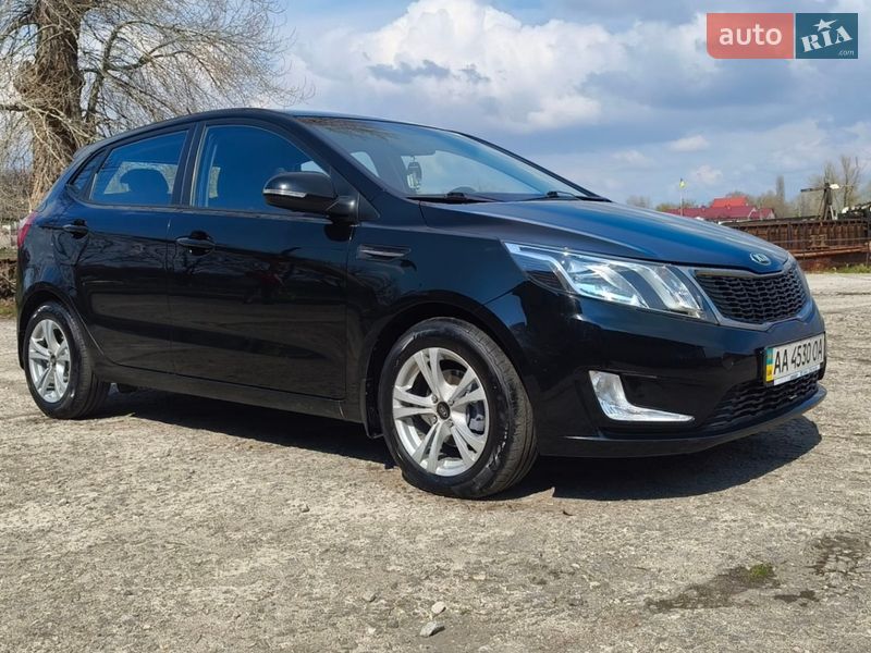 Хетчбек Kia Rio 2013 в Києві фото 17 Хетчбек Kia Rio 2013 в Києві