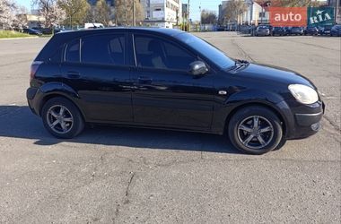 Хетчбек Kia Rio 2005 в Києві