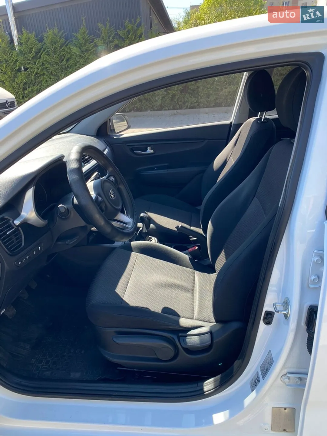 2021 Kia Rio - мініатюра 11