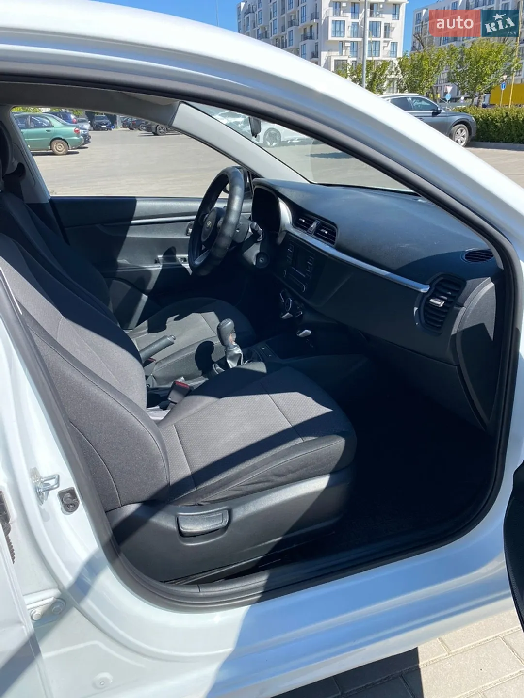 2021 Kia Rio - мініатюра 15