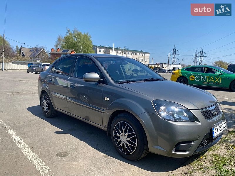 Kia Rio 2011