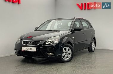 Хэтчбек Kia Rio 2010 в Киеве