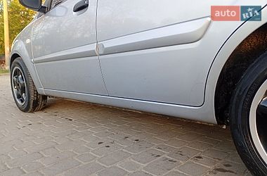Седан Kia Rio 2010 в Ивано-Франковске