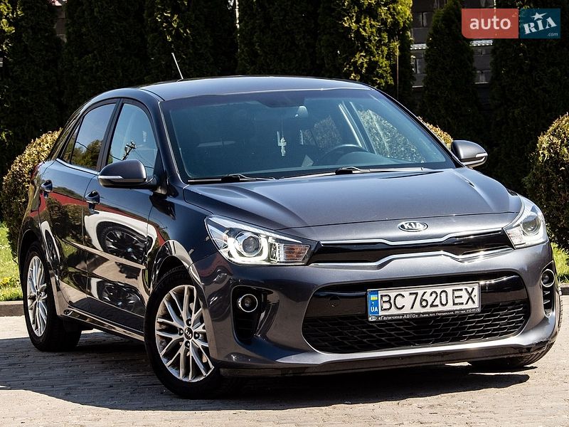 Хэтчбек Kia Rio 2017 в Львове