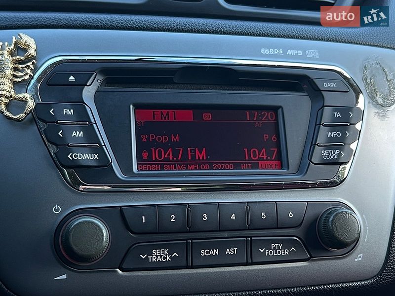 Седан Kia Rio 2013 в Львове