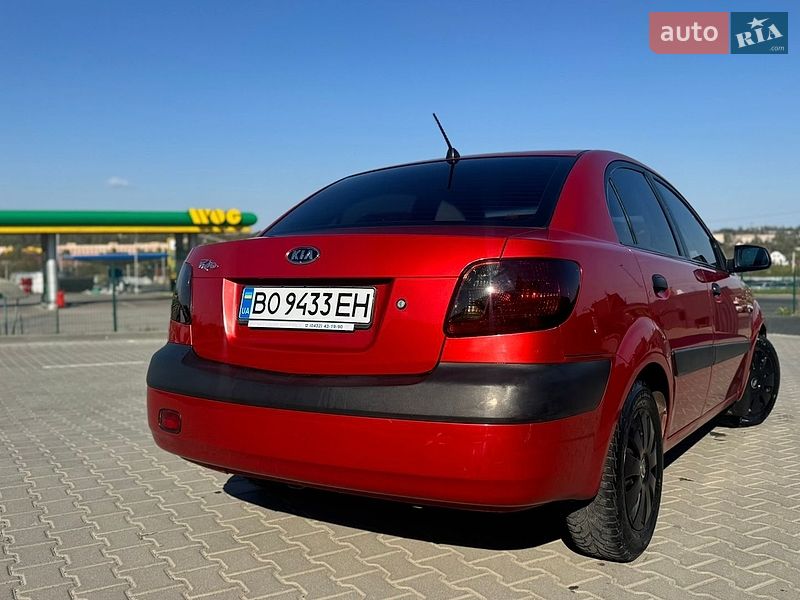 Седан Kia Rio 2008 в Каменец-Подольском