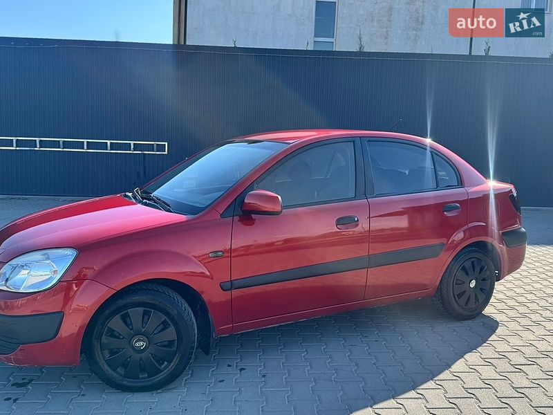 Седан Kia Rio 2008 в Каменец-Подольском