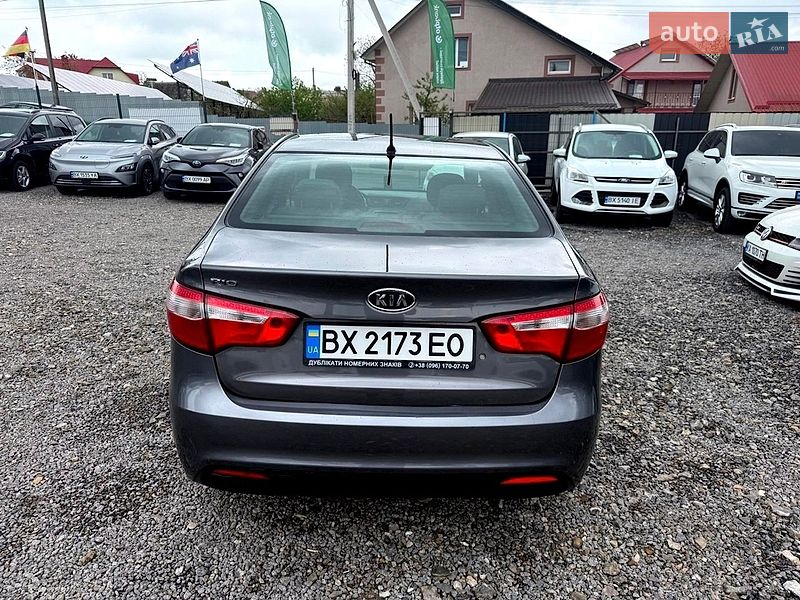 Седан Kia Rio 2012 в Хмельницком
