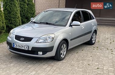 Хэтчбек Kia Rio 2008 в Чернигове