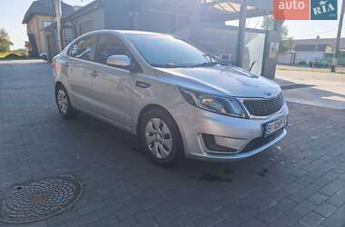 Седан Kia Rio 2013 в Великой Багачке