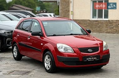 Хэтчбек Kia Rio 2008 в Одессе
