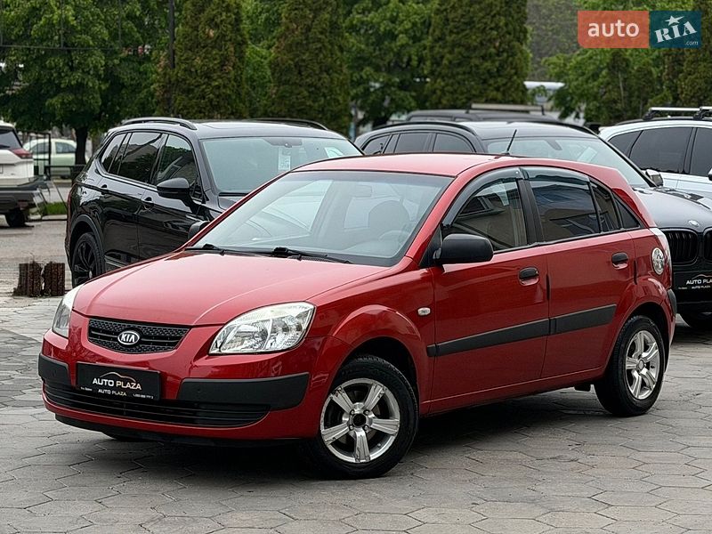 Хэтчбек Kia Rio 2008 в Одессе