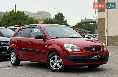 Хэтчбек Kia Rio 2008 в Одессе