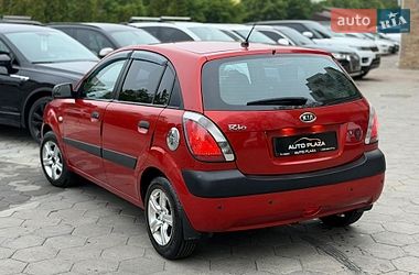 Хэтчбек Kia Rio 2008 в Одессе