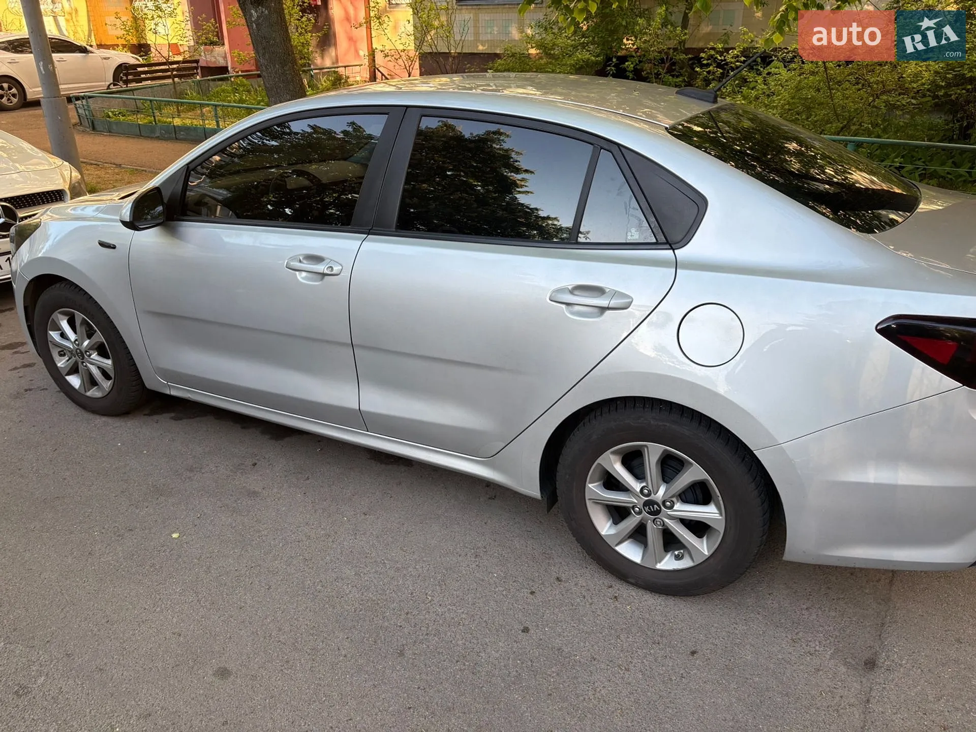 2017 Kia Rio - мініатюра 3