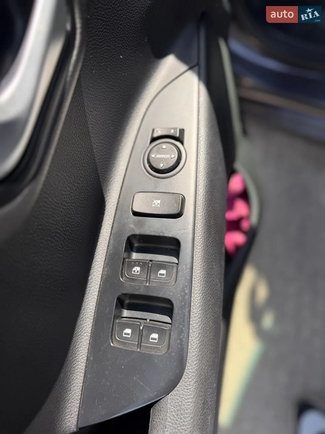 2017 Kia Rio - мініатюра 27