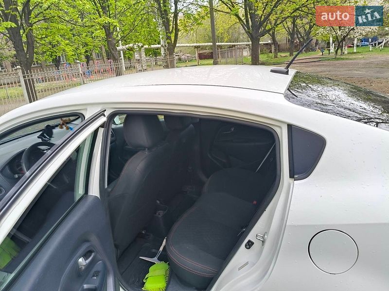 Седан Kia Rio 2016 в Кривому Розі фото 5 Седан Kia Rio 2016 в Кривому Розі