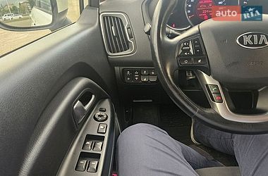 Хэтчбек Kia Rio 2016 в Киеве