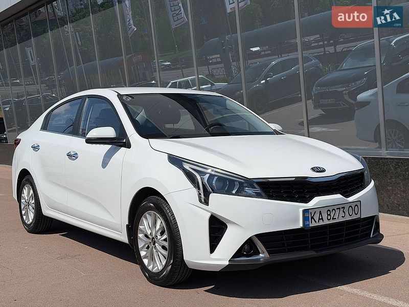Kia Rio 2021