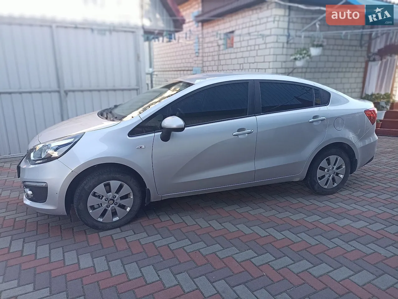 2016 Kia Rio - мініатюра 18