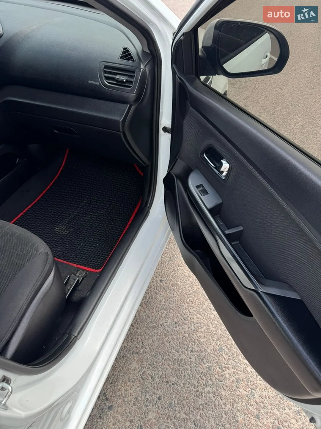 2013 Kia Rio - мініатюра 8