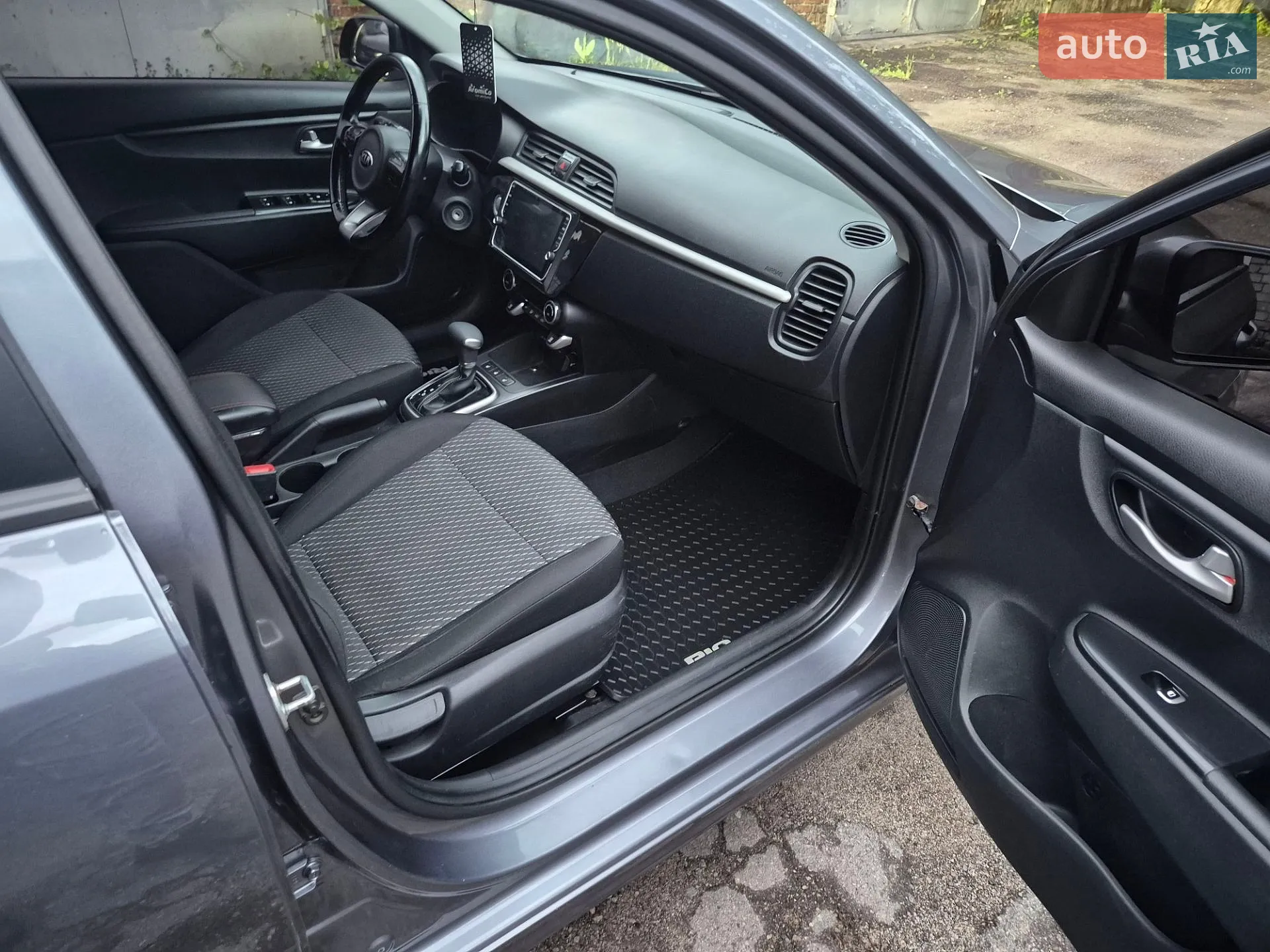 2017 Kia Rio - мініатюра 26