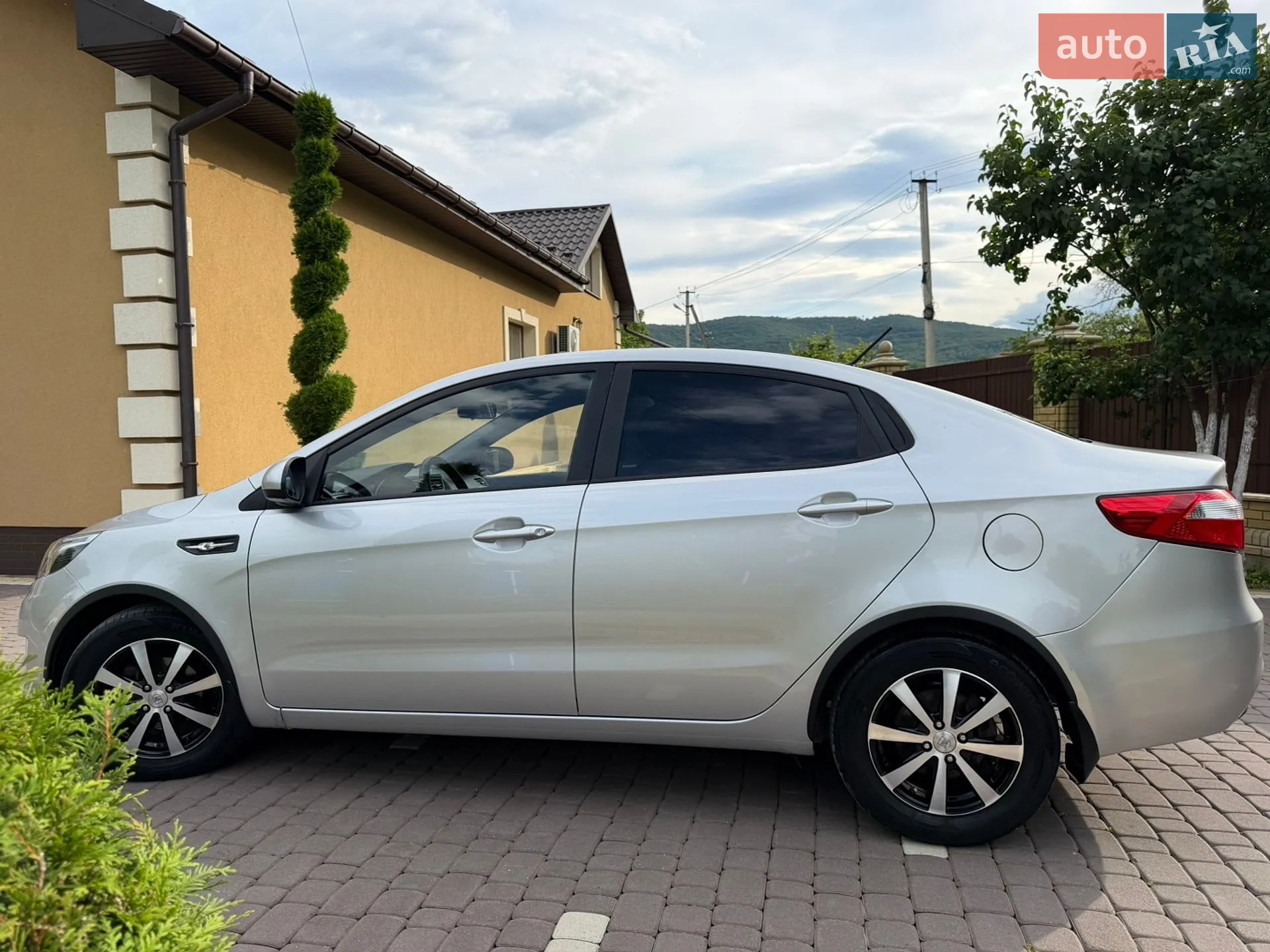 2012 Kia Rio - мініатюра 11
