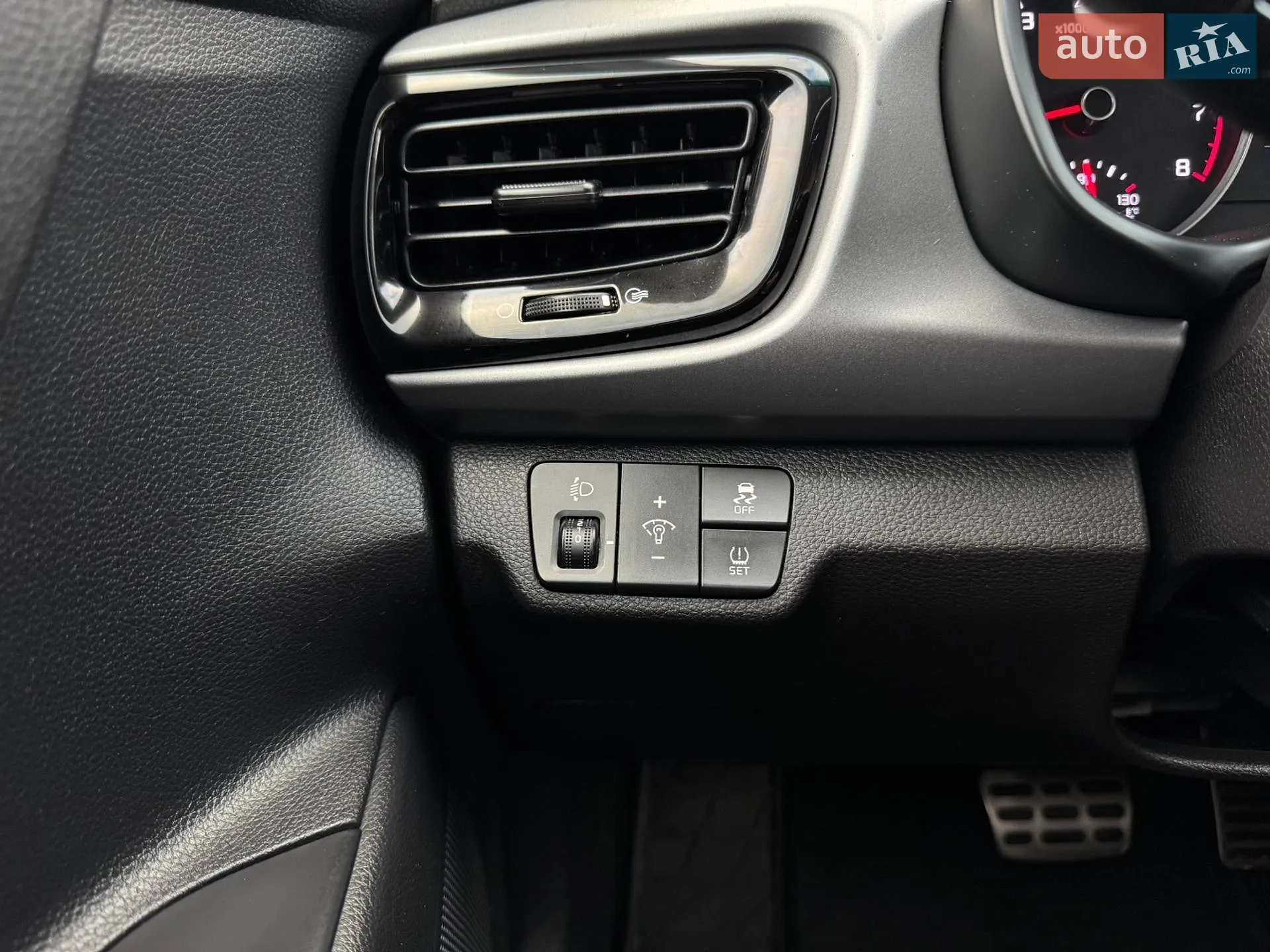 2017 Kia Rio - мініатюра 59