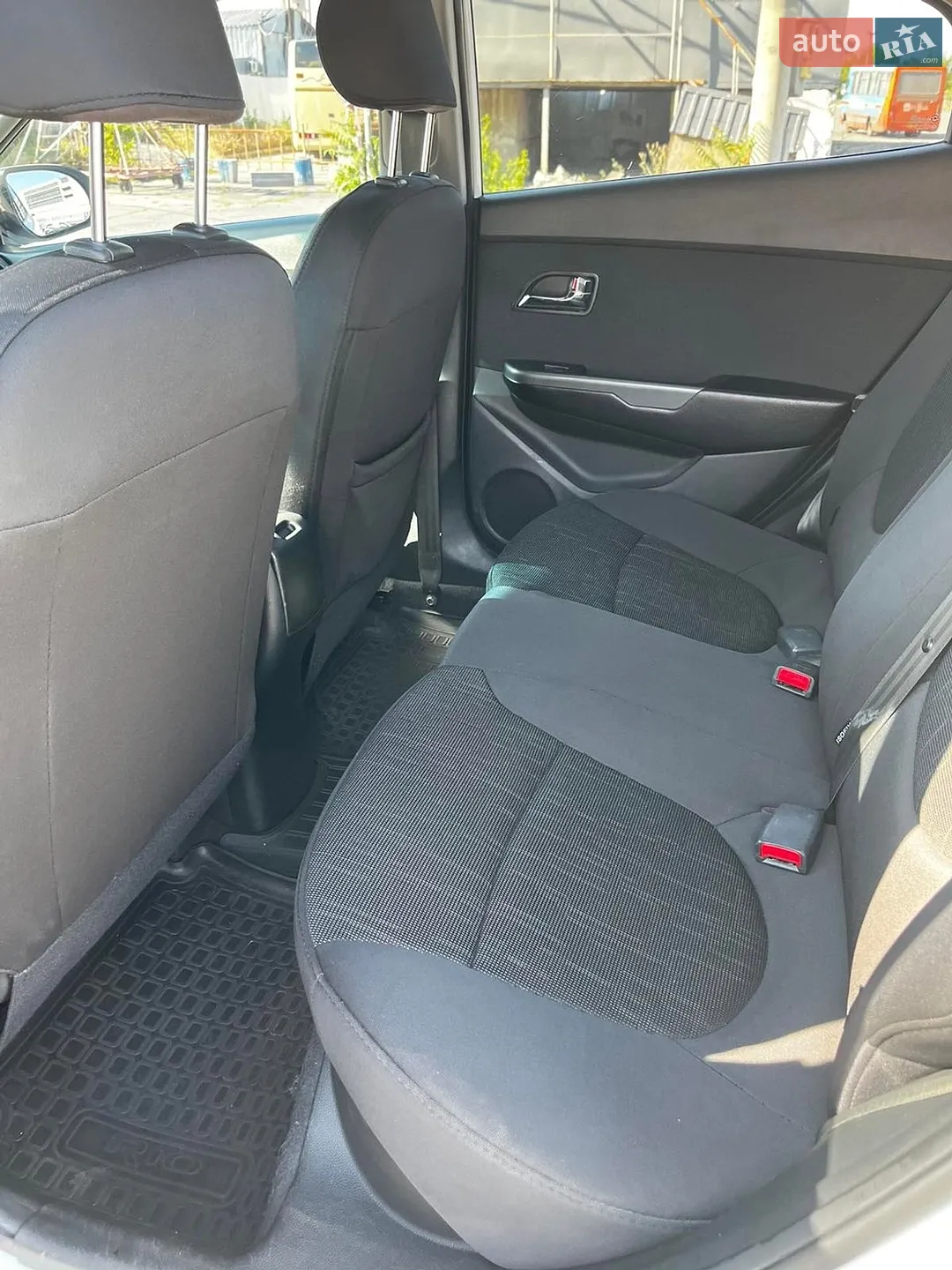 2013 Kia Rio - мініатюра 18