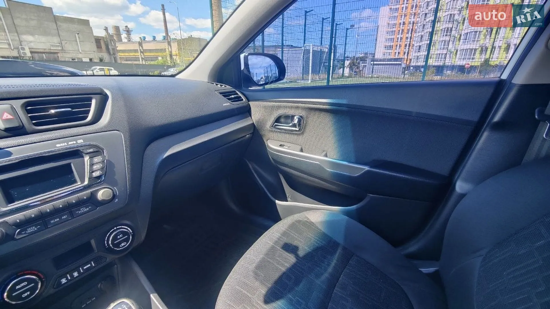 2013 Kia Rio - мініатюра 40