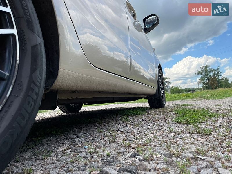 Седан Kia Rio 2012 в Царичанці