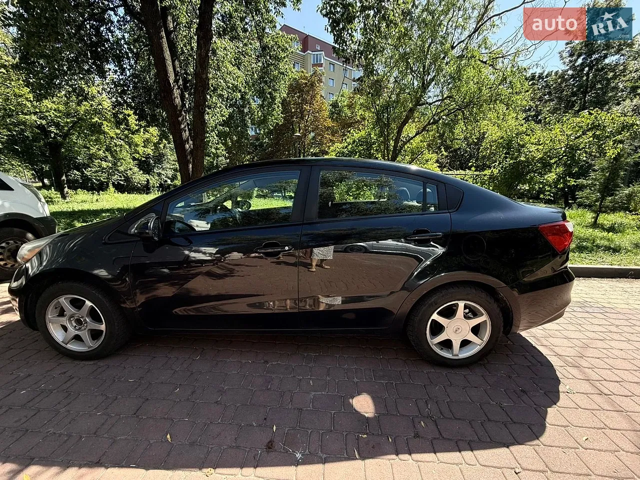 2017 Kia Rio - мініатюра 15