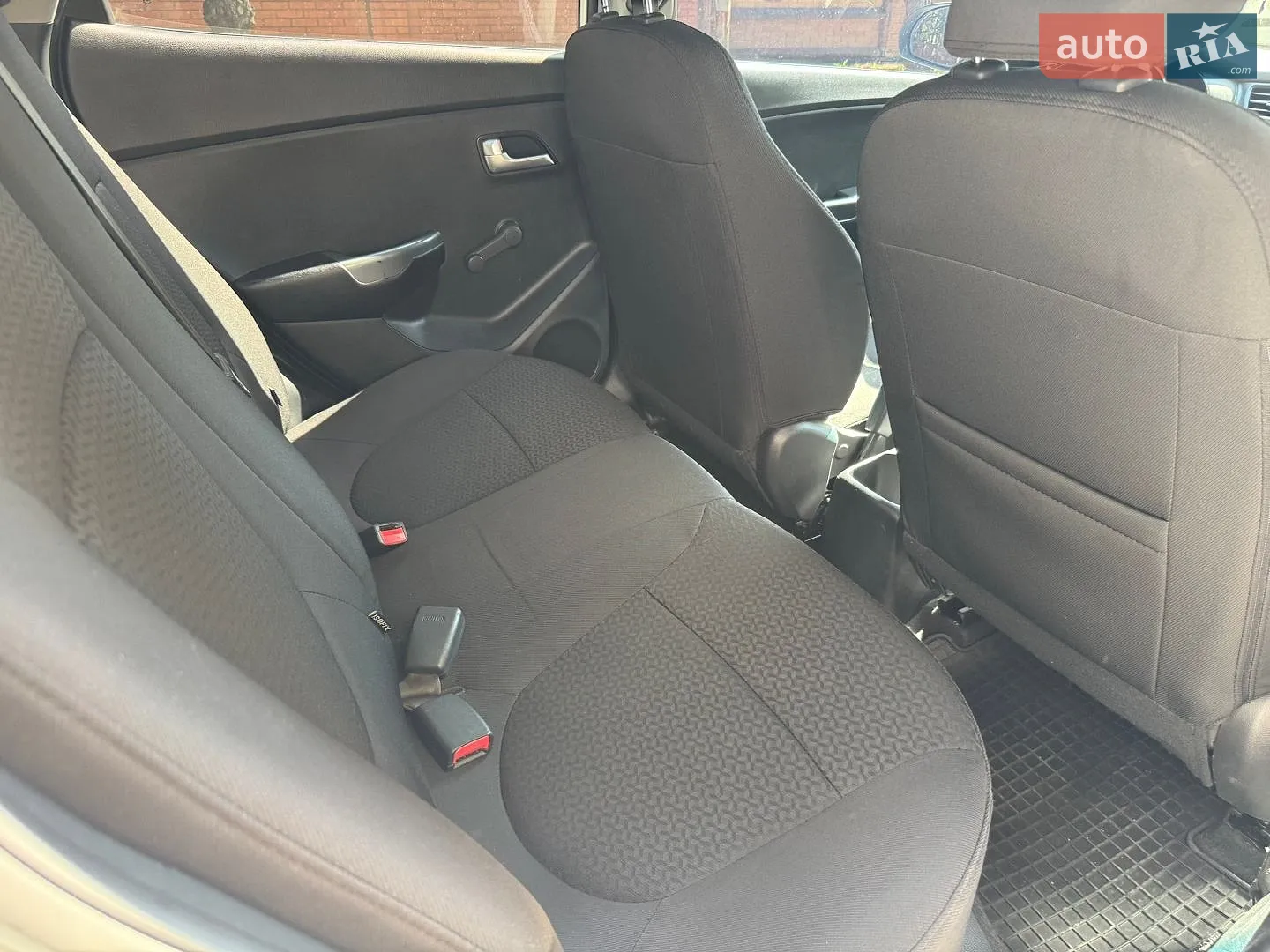 2012 Kia Rio - мініатюра 29