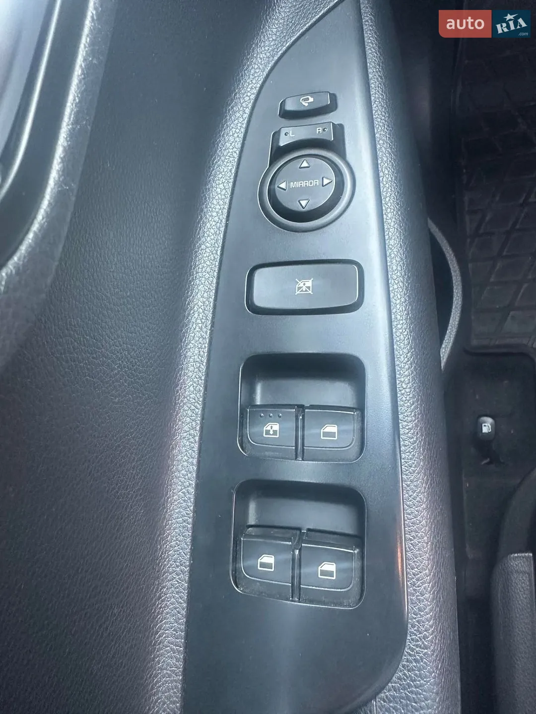 2018 Kia Rio - мініатюра 25