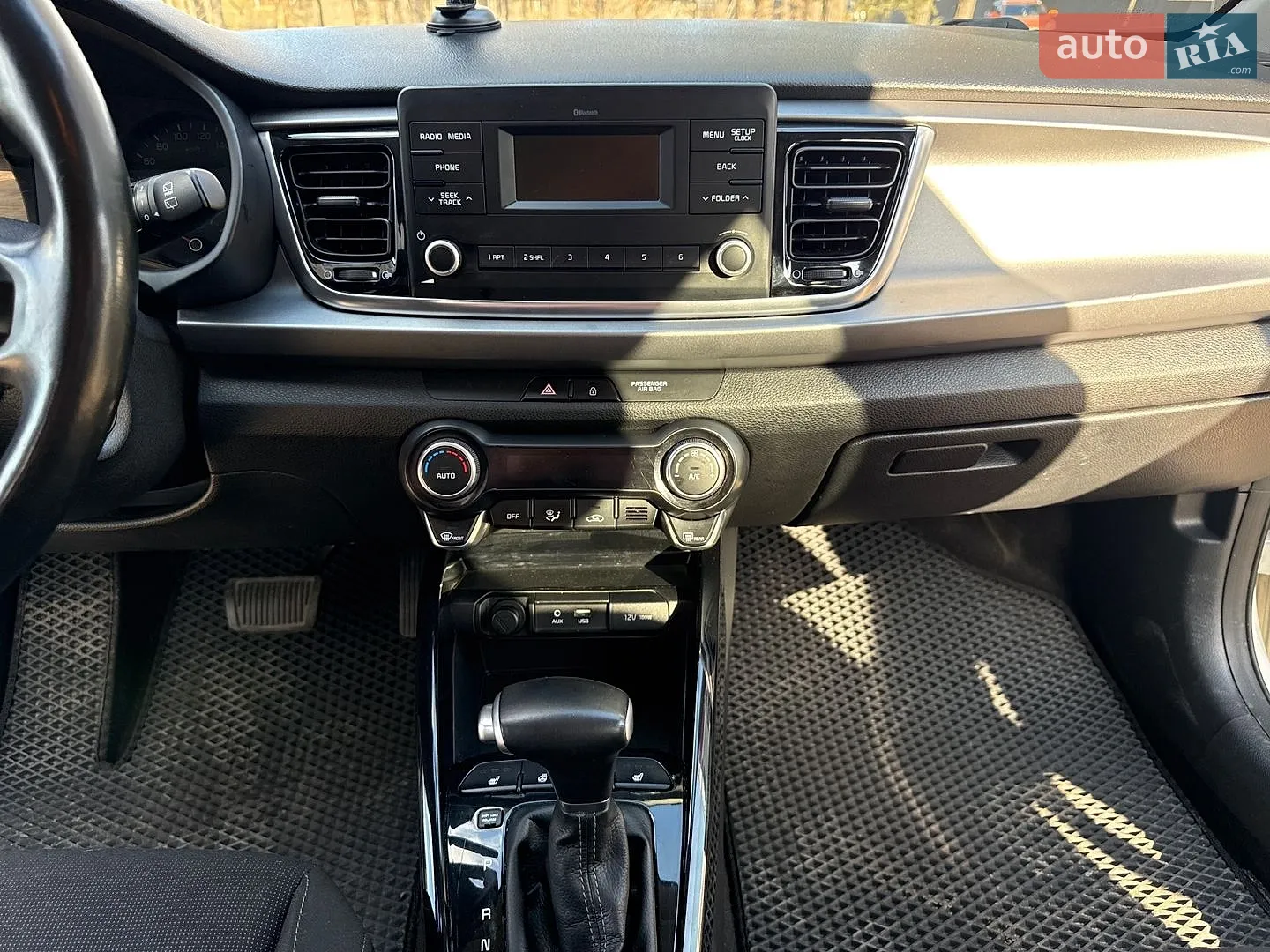 2017 Kia Rio - мініатюра 8