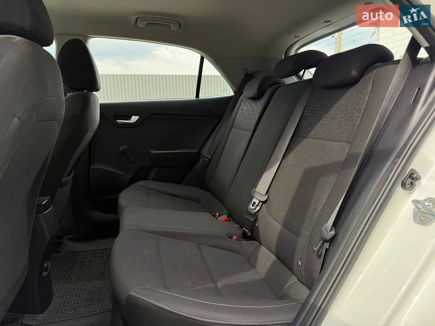 Kia Rio 2018 VIN KNADC512AK6221619 фото оголошення 14 з 24