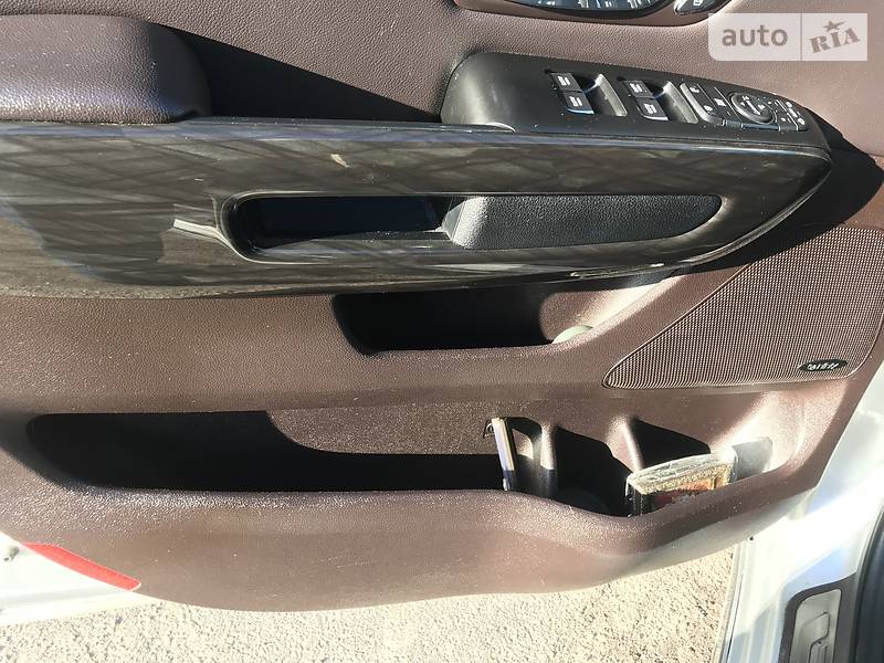 Мінівен Kia Sedona 2015 в Києві