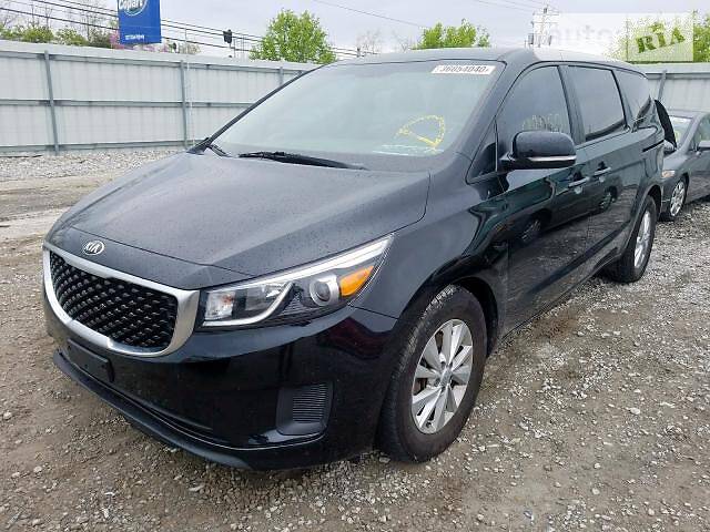 Минивэн Kia Sedona 2016 в Киеве