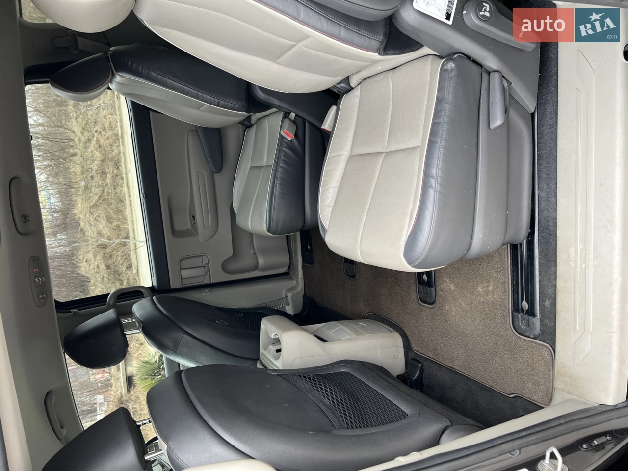 2017 Kia Sedona - мініатюра 14
