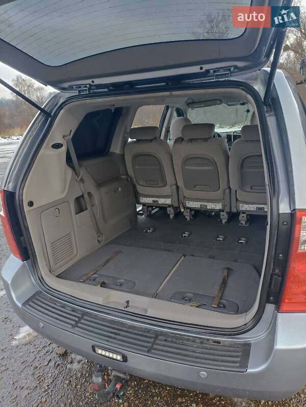 Мінівен Kia Sedona 2011 в Львові