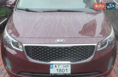 Мінівен Kia Sedona 2017 в Івано-Франківську