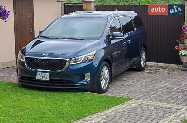 Минивэн Kia Sedona 2015 в Ивано-Франковске