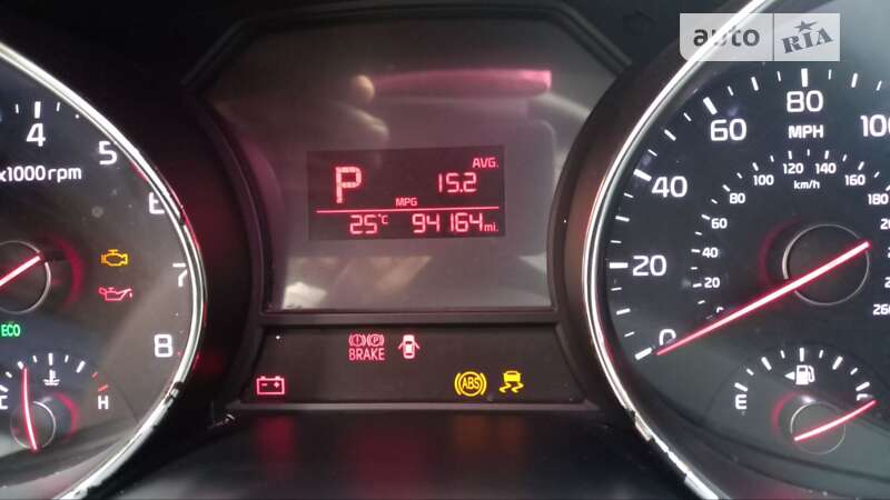 Минивэн Kia Sedona 2015 в Гусятине